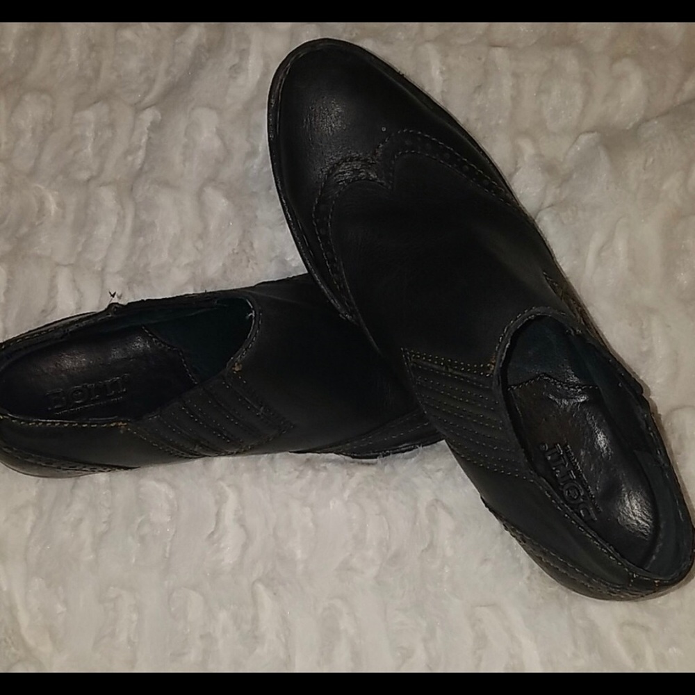 Born ankle boots, size 8